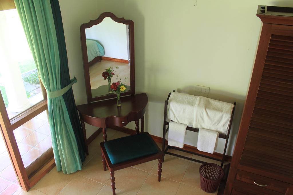 Jungle Tide Bed and Breakfast Κάντι Δωμάτιο φωτογραφία
